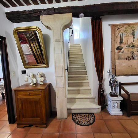 "La Massette Du Cheval Blanc" Villa De Caractere En Pierre Л'Іль-сюр-ла-Сорг Екстер'єр фото