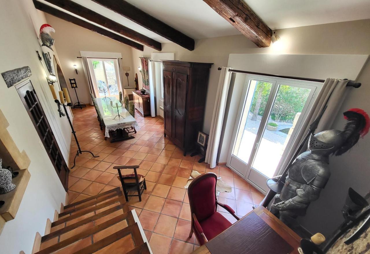 "La Massette Du Cheval Blanc" Villa De Caractere En Pierre Л'Іль-сюр-ла-Сорг Екстер'єр фото